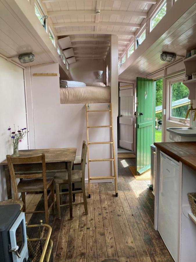 The Showman'S Wagon Wincanton Exterior foto